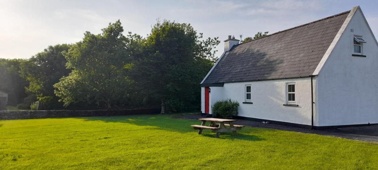 Louisburgh Cottages Exterior photo