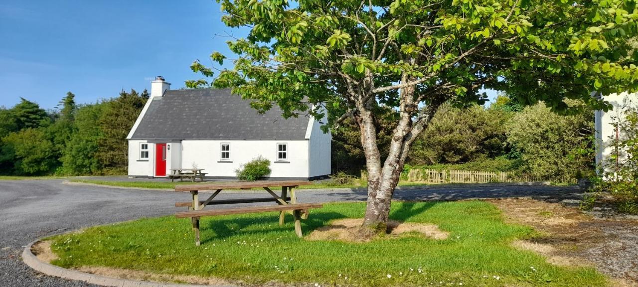 Louisburgh Cottages Exterior photo